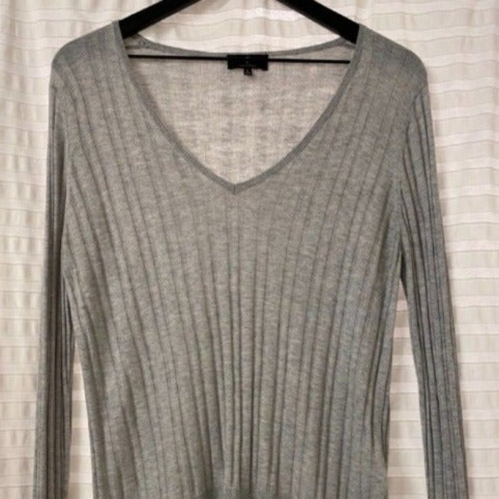7 for all mankind stretch knit top (42% viscose, 5% cashmere)